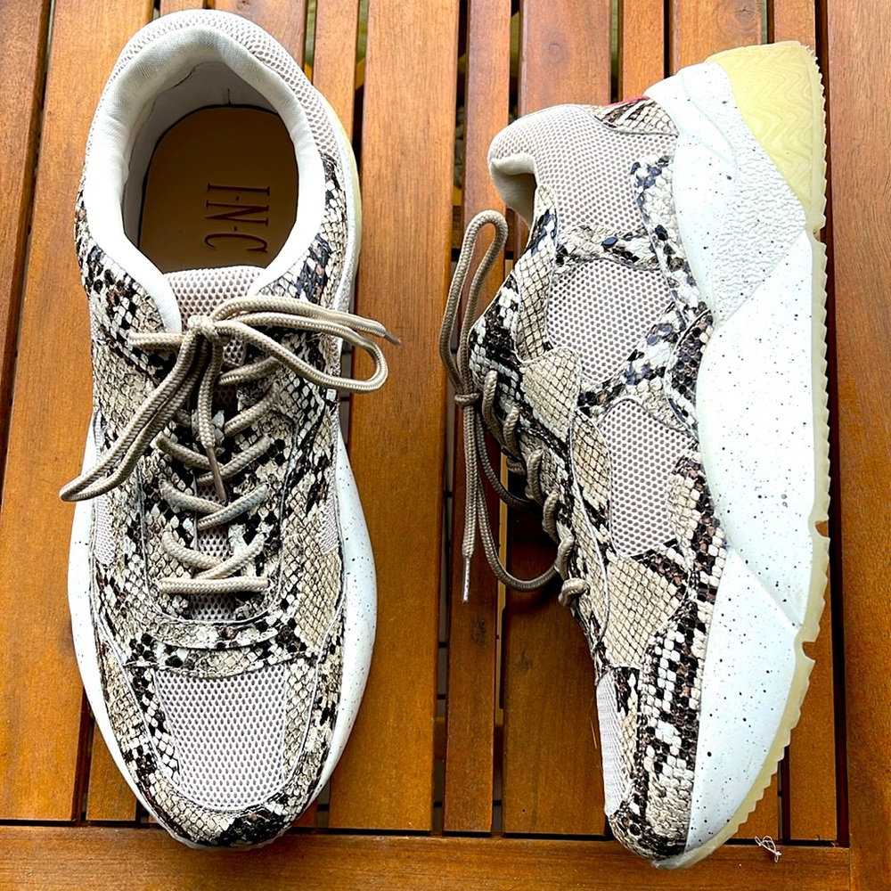 Women’s INC Bubble Sneakers